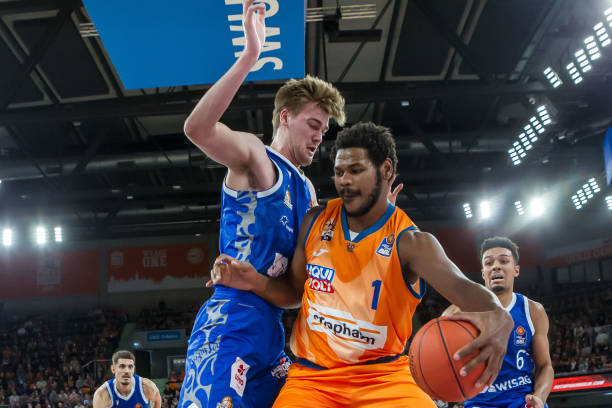 技巧常常能 技巧常常能